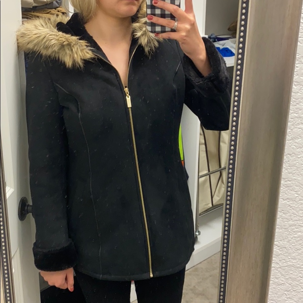 Women’s black coat